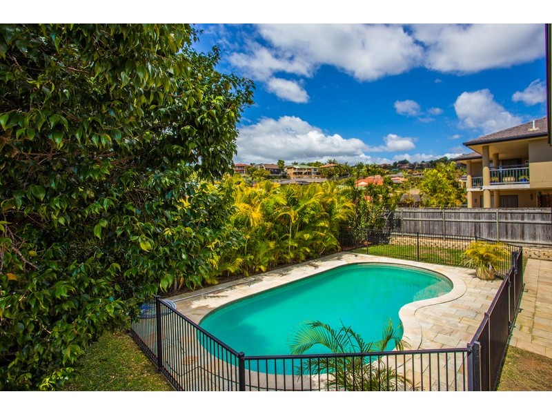 5 Comenara Crescent, Banora Point NSW 2486