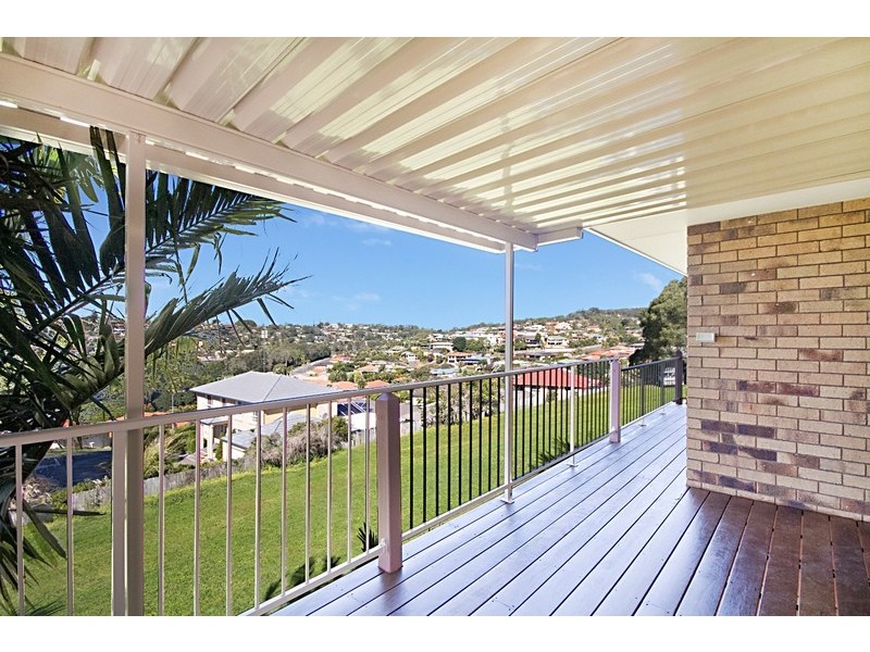 2/1 Sequoia Court, Banora Point NSW 2486