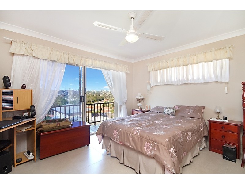 2/1 Sequoia Court, Banora Point NSW 2486