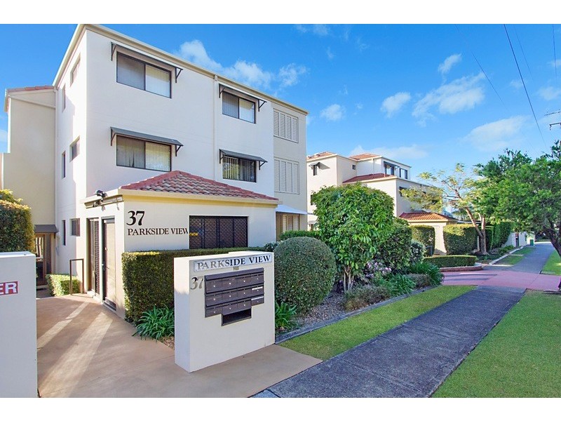8/37 Dixon Street, Coolangatta QLD 4225