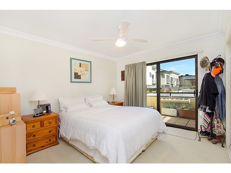 8/37 Dixon Street, Coolangatta QLD 4225