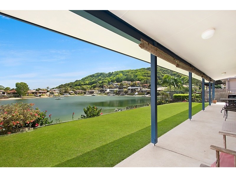 10 Captains Way, Banora Point NSW 2486
