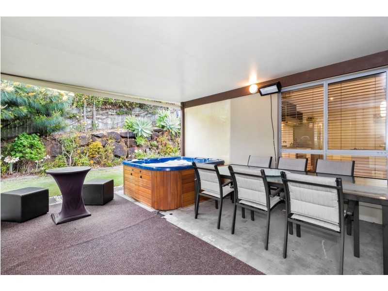 31 Buncrana Terrace, Banora Point NSW 2486