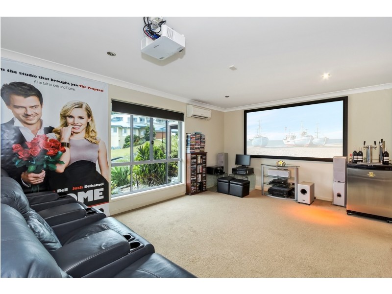 31 Buncrana Terrace, Banora Point NSW 2486