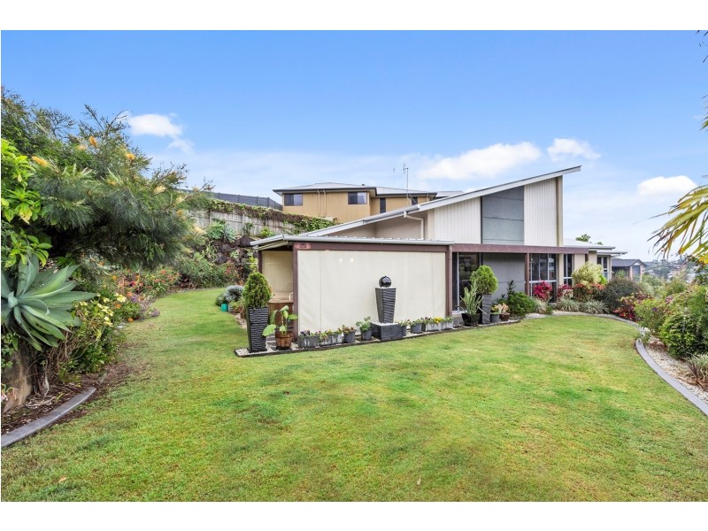 31 Buncrana Terrace, Banora Point NSW 2486