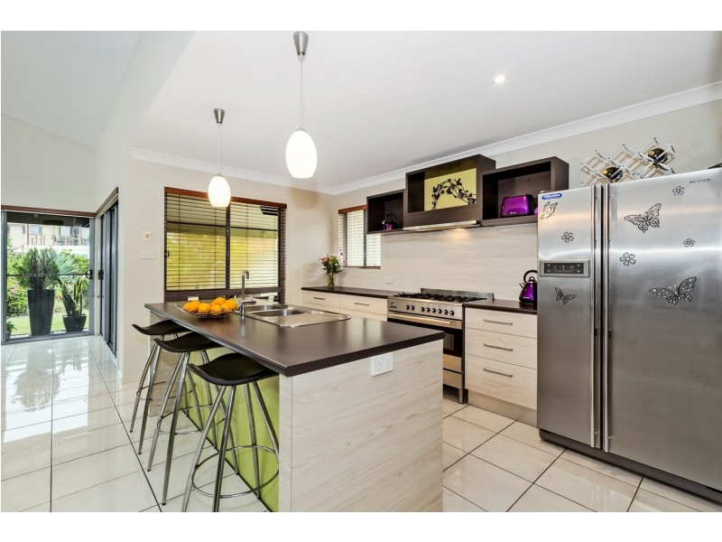 31 Buncrana Terrace, Banora Point NSW 2486