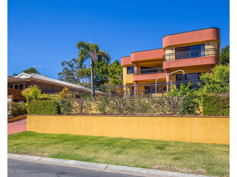 11 Kinross Close, Banora Point NSW 2486