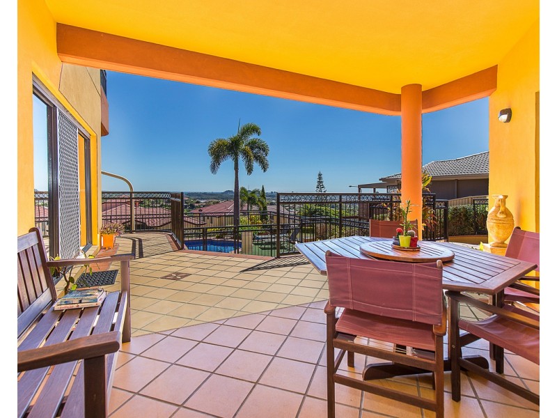 11 Kinross Close, Banora Point NSW 2486