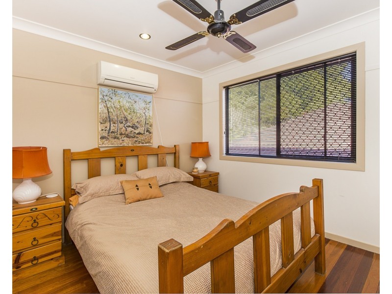 11 Kinross Close, Banora Point NSW 2486