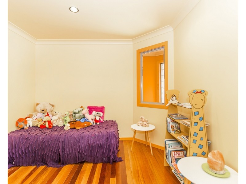 11 Kinross Close, Banora Point NSW 2486