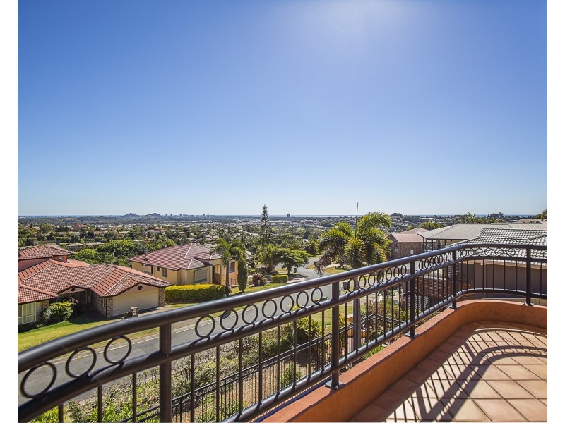 11 Kinross Close, Banora Point NSW 2486