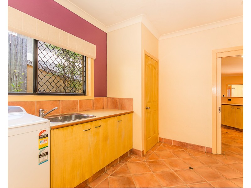 11 Kinross Close, Banora Point NSW 2486