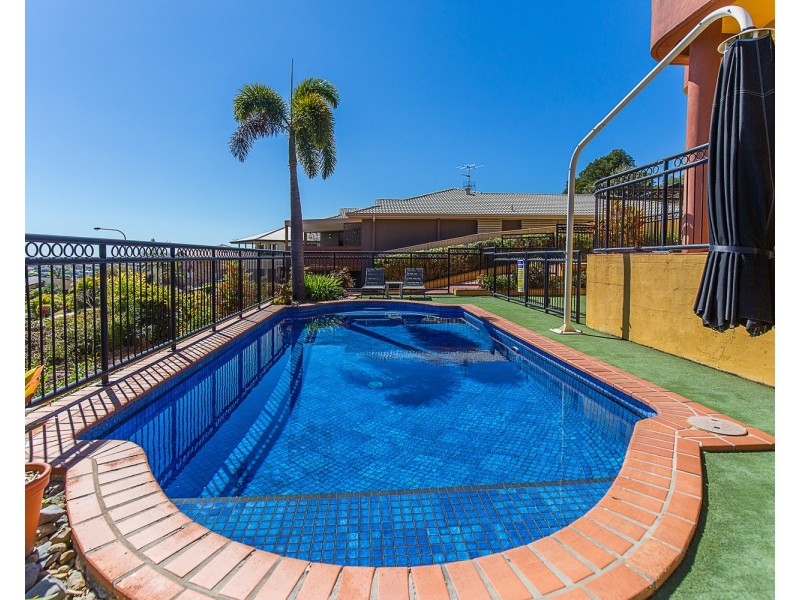 11 Kinross Close, Banora Point NSW 2486