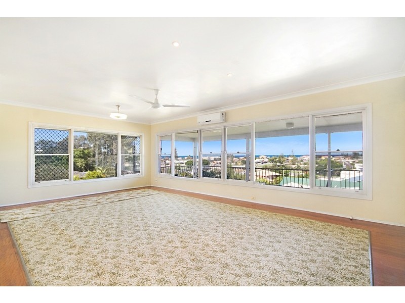 10 Singh Street, Tugun QLD 4224