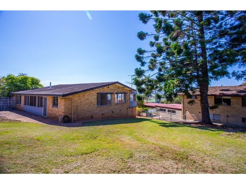 18 Anthony Avenue, Banora Point NSW 2486