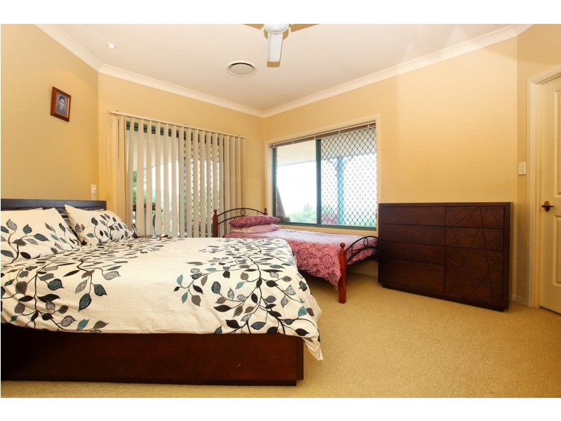 2 Trutes Terrace, Terranora NSW 2486