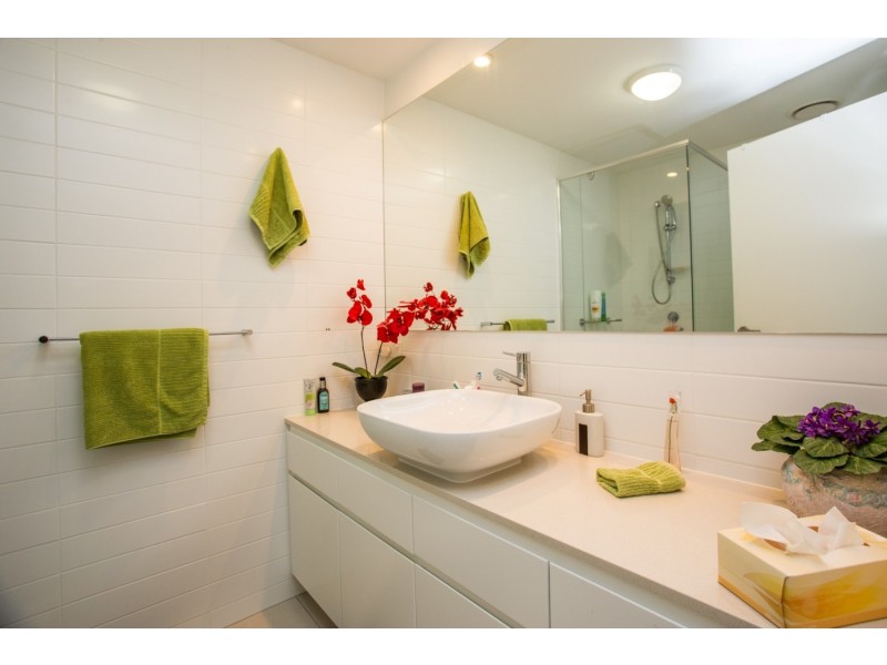 004/2 Creek Street, Coolangatta QLD 4225