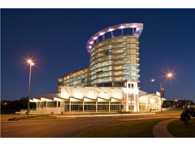 004/2 Creek Street, Coolangatta QLD 4225