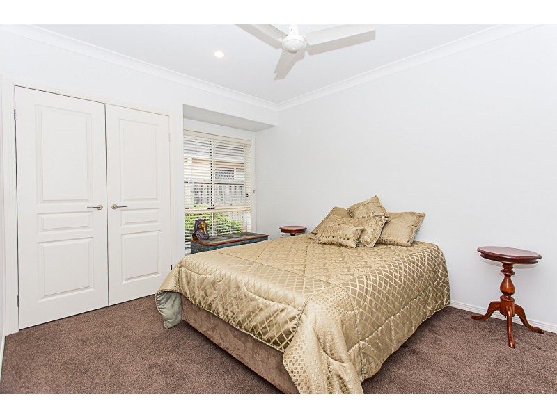 9 Magnolia Crescent, Banora Point NSW 2486