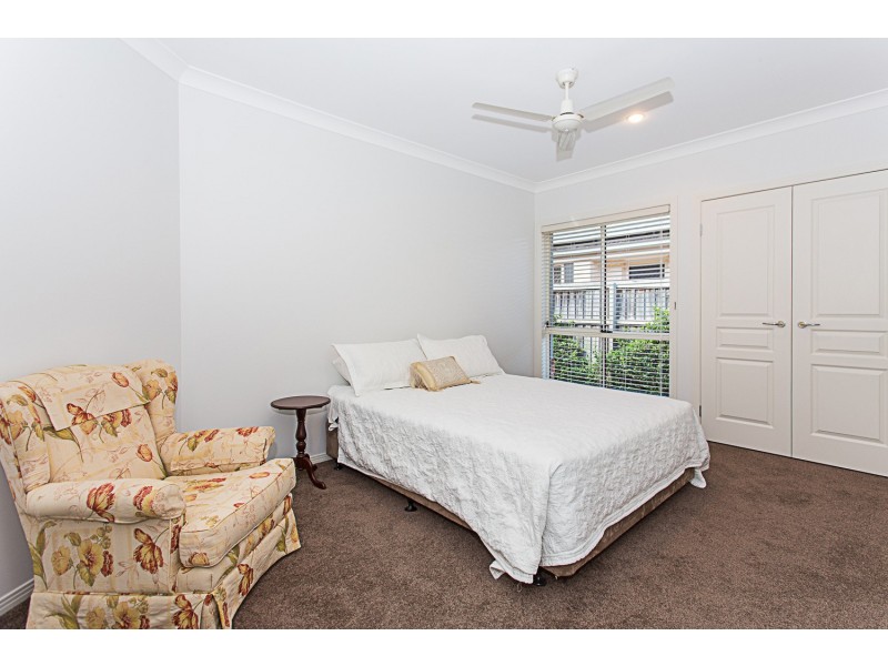 9 Magnolia Crescent, Banora Point NSW 2486