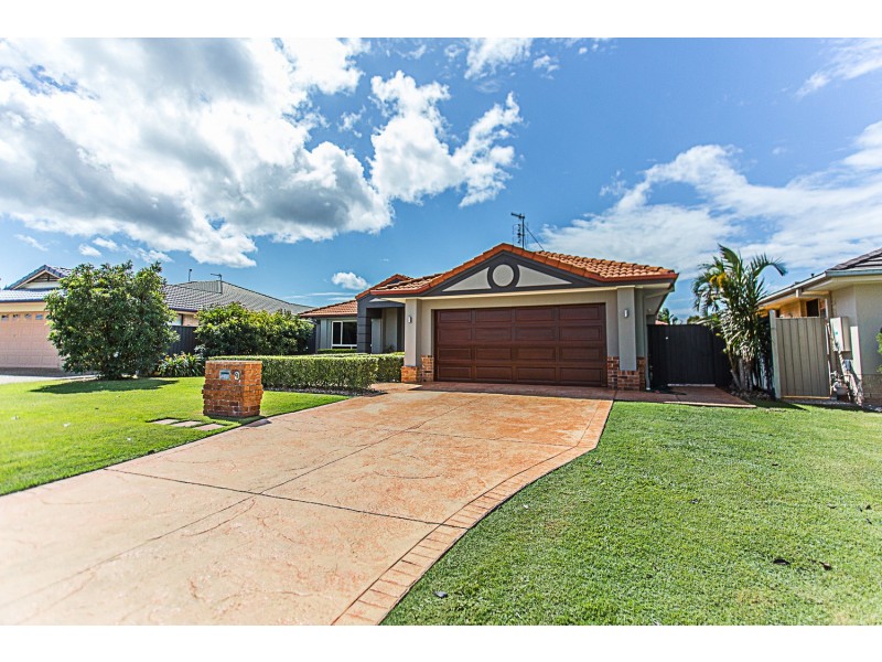 9 Magnolia Crescent, Banora Point NSW 2486