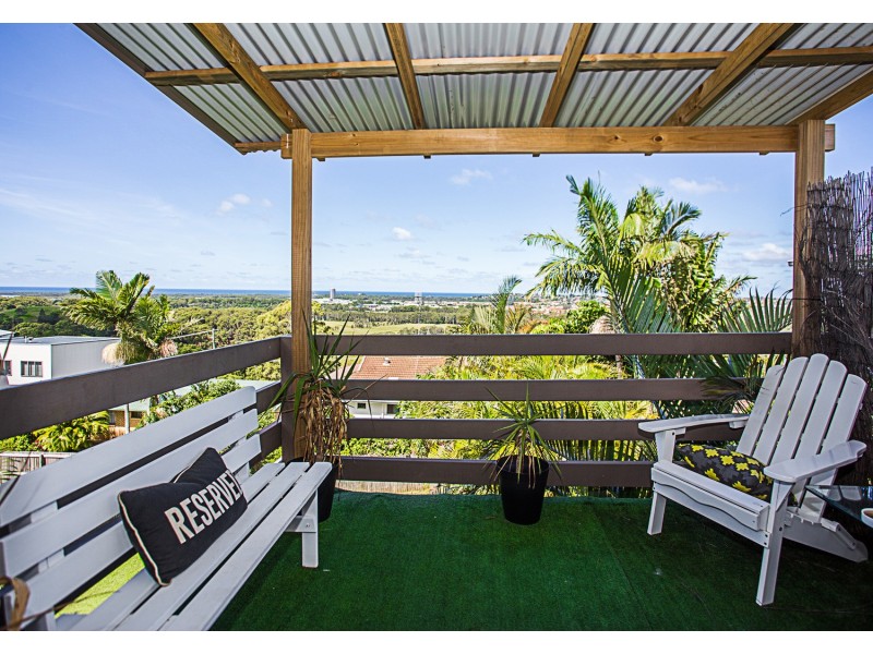 3 Glenys Street, Tweed Heads South NSW 2486
