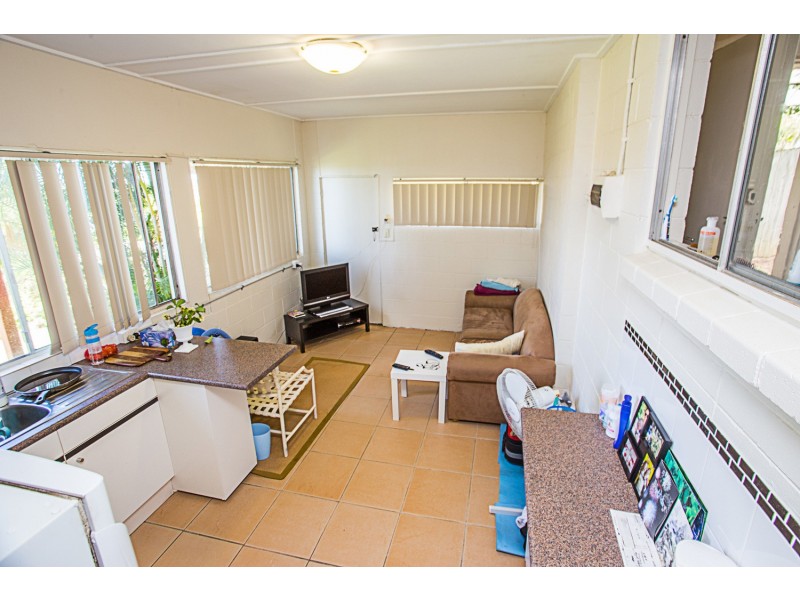 3 Glenys Street, Tweed Heads South NSW 2486