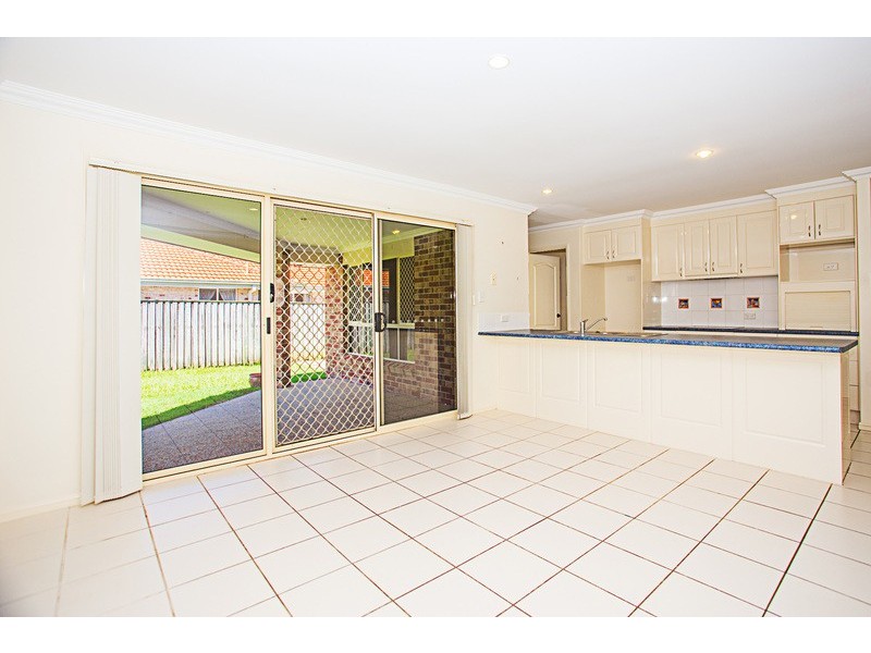 10 Reid Place, Banora Point NSW 2486
