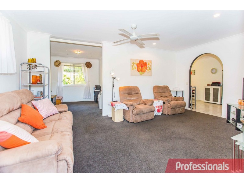 38 Glen Ayr Drive, Banora Point NSW 2486