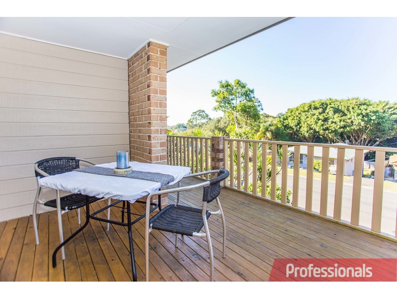 38 Glen Ayr Drive, Banora Point NSW 2486