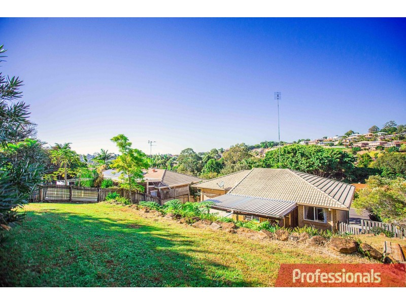 38 Glen Ayr Drive, Banora Point NSW 2486