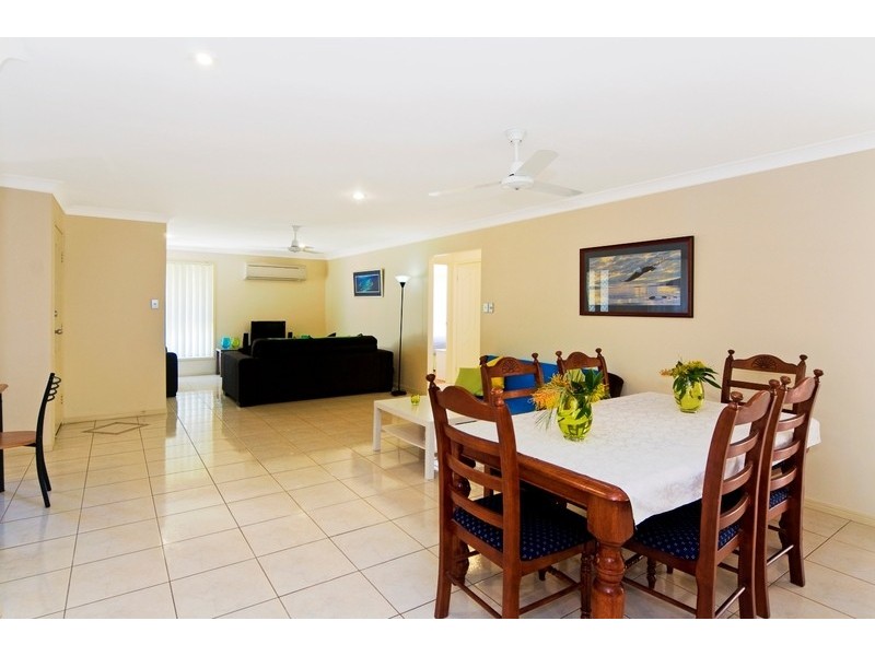 33 Firewheel Way, Banora Point NSW 2486