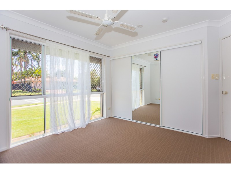 9  Woodlands Drive, Banora Point NSW 2486