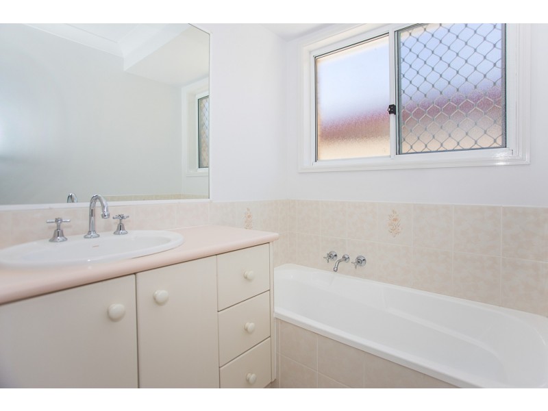 9  Woodlands Drive, Banora Point NSW 2486