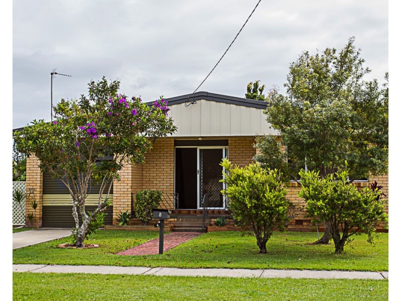 8 Sandra Street, Tweed Heads South NSW 2486