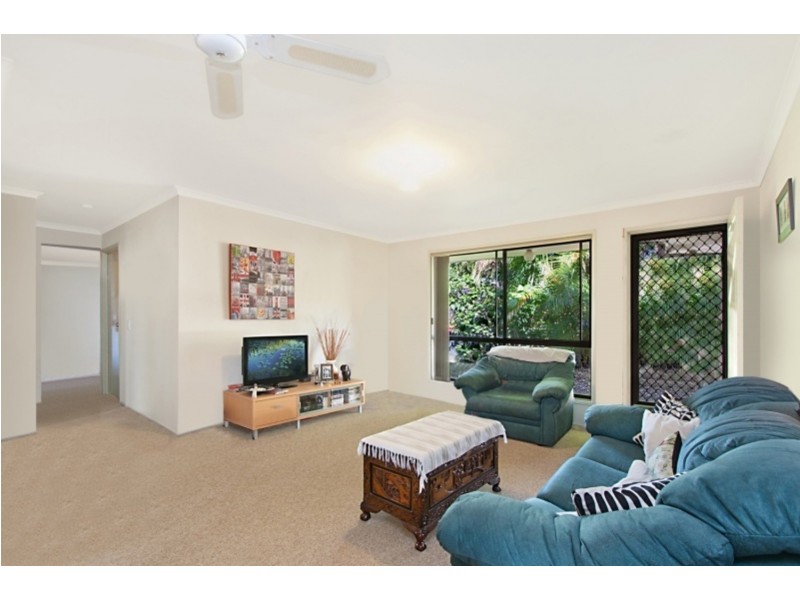 2/73 Covent Gardens Way, Banora Point NSW 2486