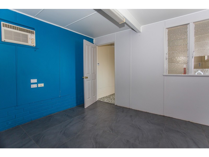 21 Rutledge Street, Coolangatta QLD 4225