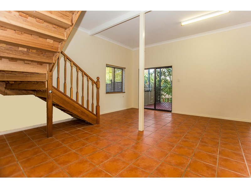 10 Elm Place, Banora Point NSW 2486