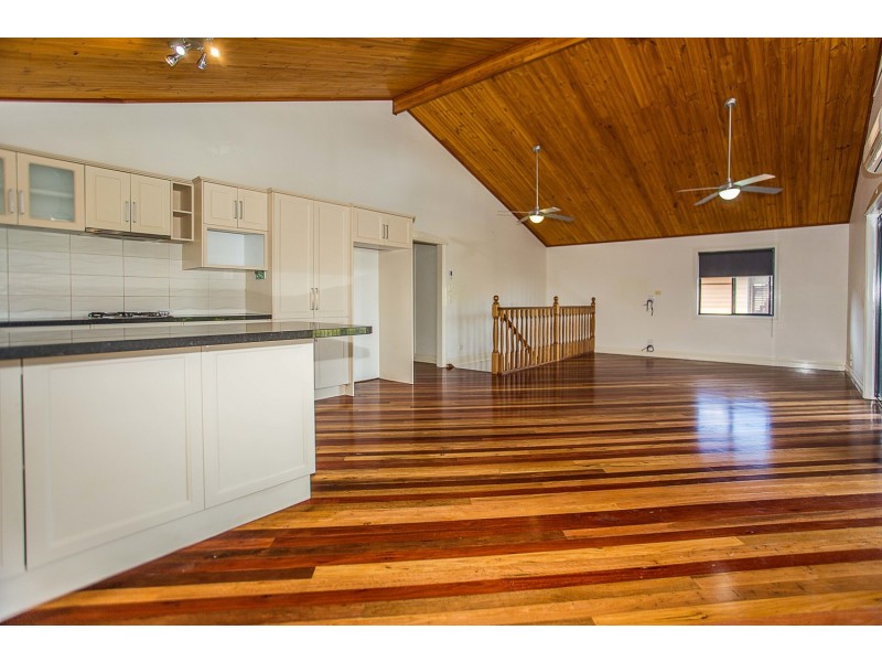 10 Elm Place, Banora Point NSW 2486