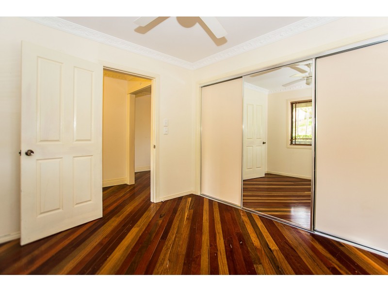 10 Elm Place, Banora Point NSW 2486