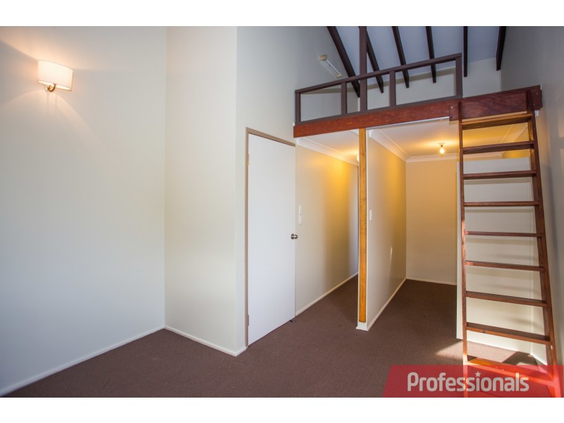 2/11 Coolabah Court, Banora Point NSW 2486