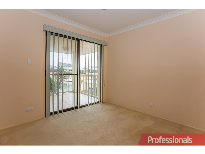 9 Captains Way, Banora Point NSW 2486