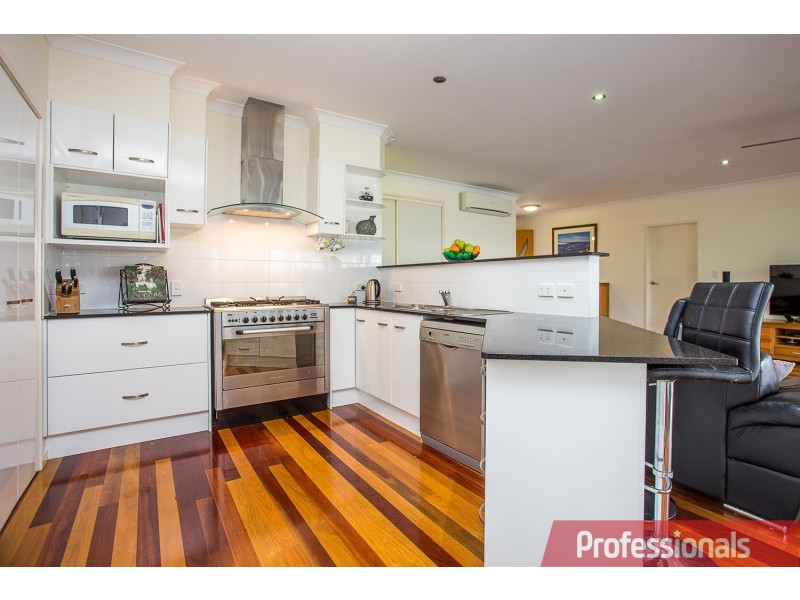 25 Leeward Terrace, Tweed Heads NSW 2485