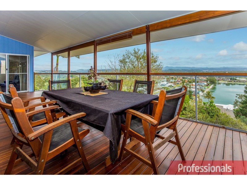 25 Leeward Terrace, Tweed Heads NSW 2485