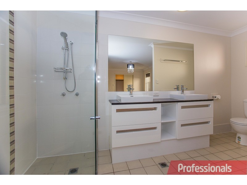 118 Botanical Circuit, Banora Point NSW 2486