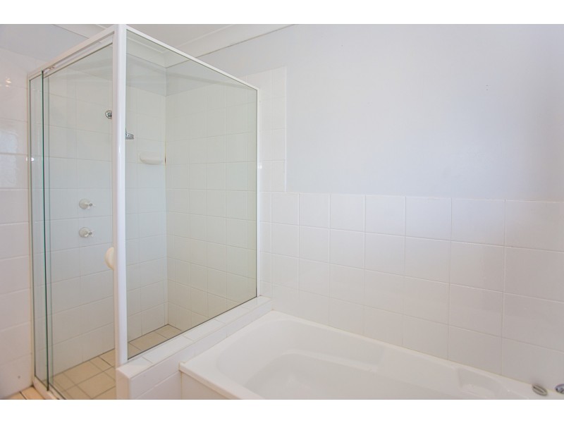 16 Nandina Terrace, Banora Point NSW 2486