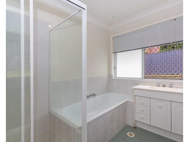 14 Glen Ayr Drive, Banora Point NSW 2486