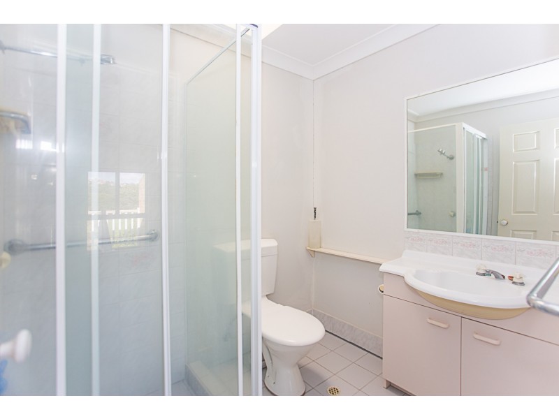 8/14 Kingston Drive, Banora Point NSW 2486