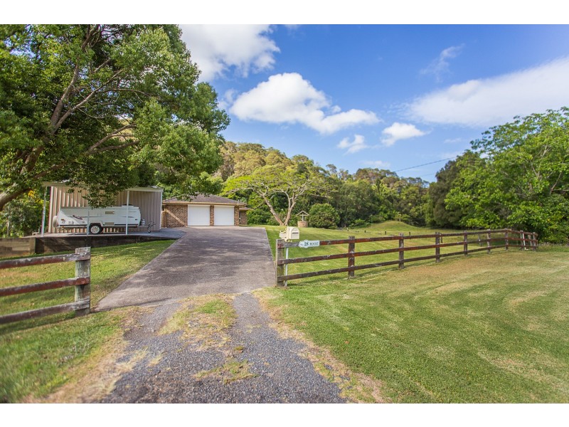 18 Omiah Way, Piggabeen NSW 2486