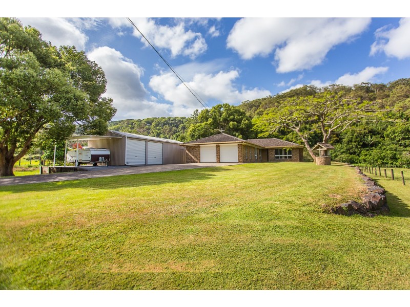 18 Omiah Way, Piggabeen NSW 2486